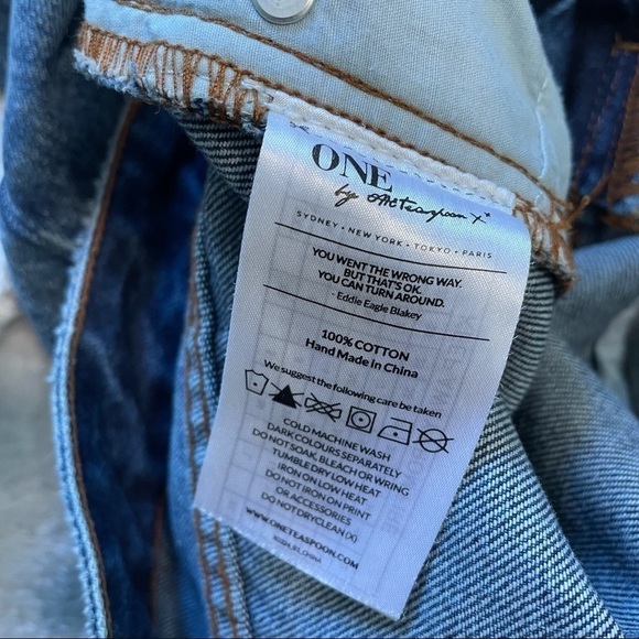 𝅺ONE Teaspoon Blue Jean Mini Denim Skirt Size 28 - Picture 5 of 6